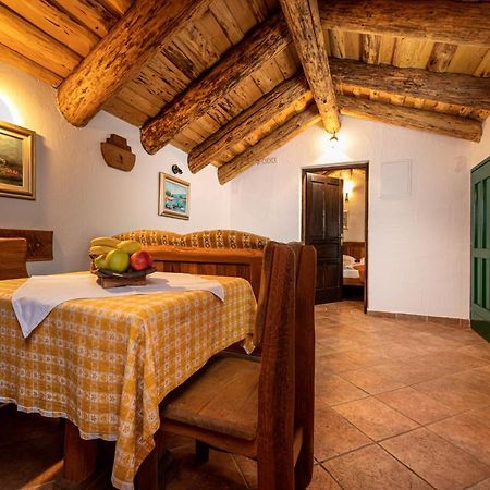 Villa Lindraze Dobrinj Bagian luar foto