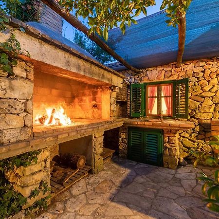 Villa Lindraze Dobrinj Bagian luar foto
