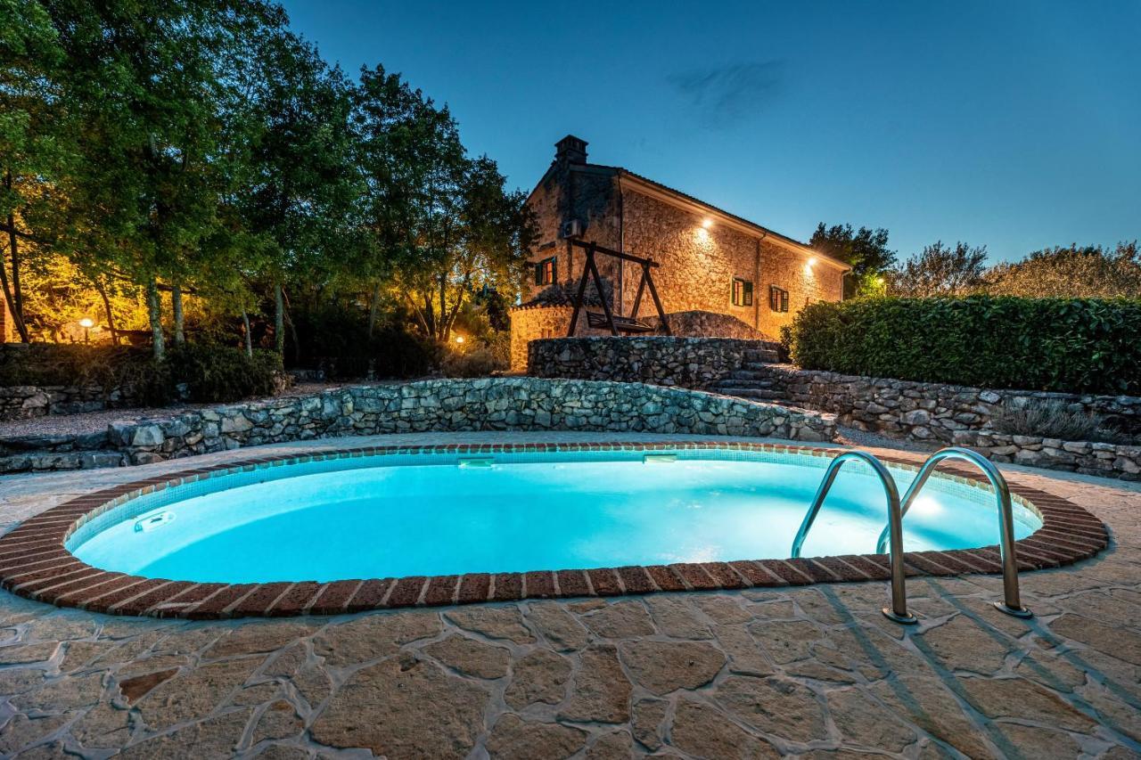 Villa Lindraze Dobrinj Bagian luar foto