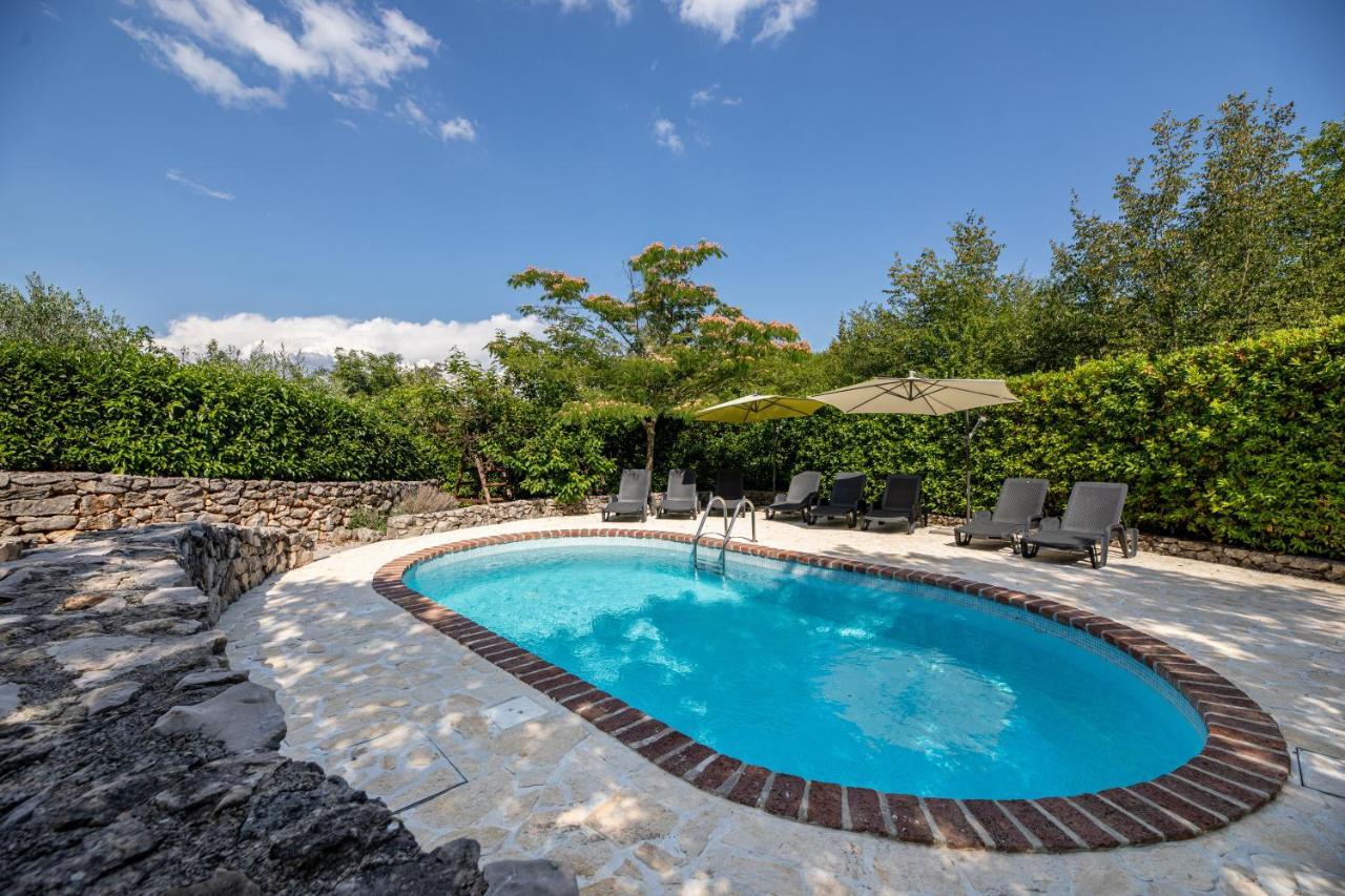 Villa Lindraze Dobrinj Bagian luar foto