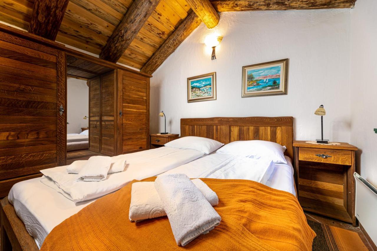 Villa Lindraze Dobrinj Bagian luar foto